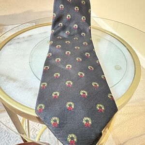 Henry Jacobson 100% Silk Holiday Tie – Wreath Pattern, Handmade